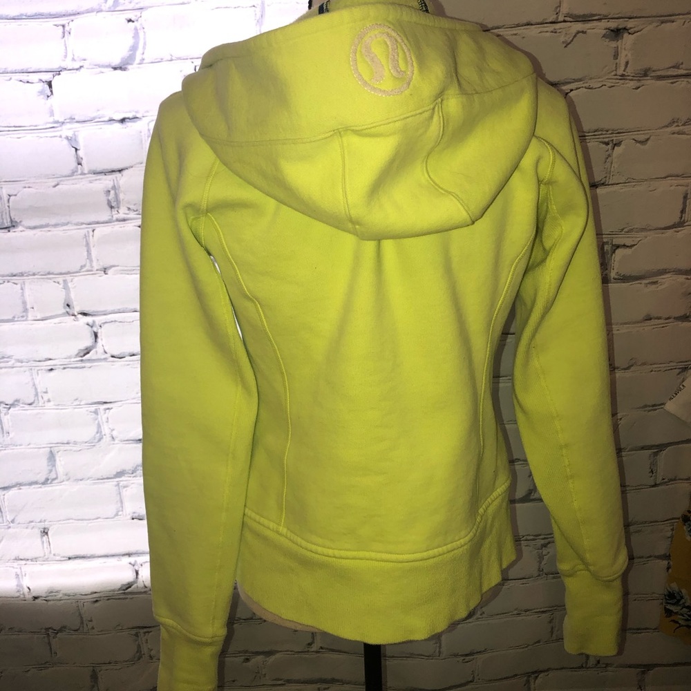 Lululemon size 8 scuba hoodie